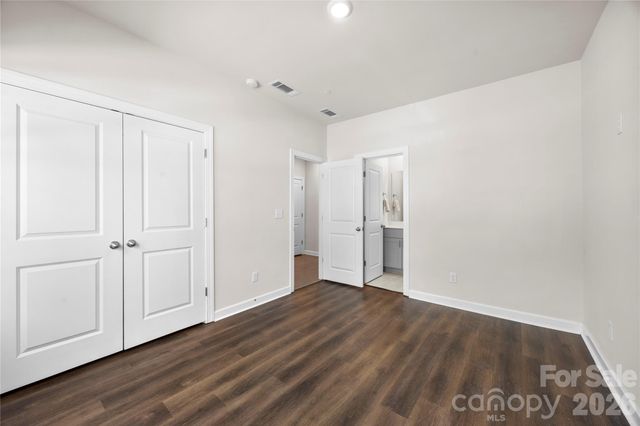 2616 Greenmarket Drive, Charlotte, NC 28217