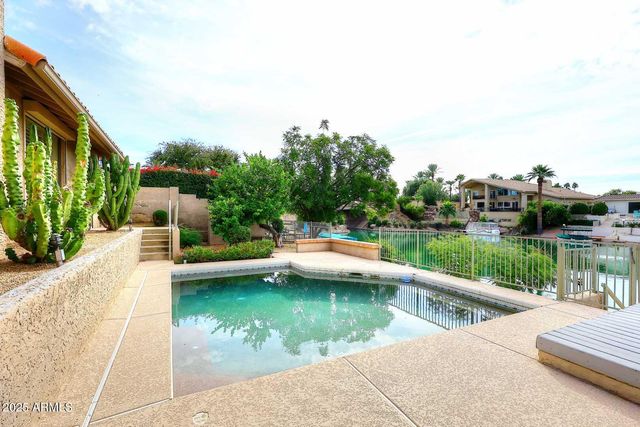 9969 E BAYVIEW Drive, Scottsdale, AZ 85258