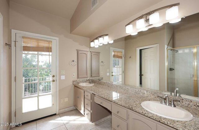 9969 E BAYVIEW Drive, Scottsdale, AZ 85258