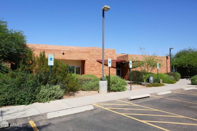 9969 E BAYVIEW Drive, Scottsdale, AZ 85258