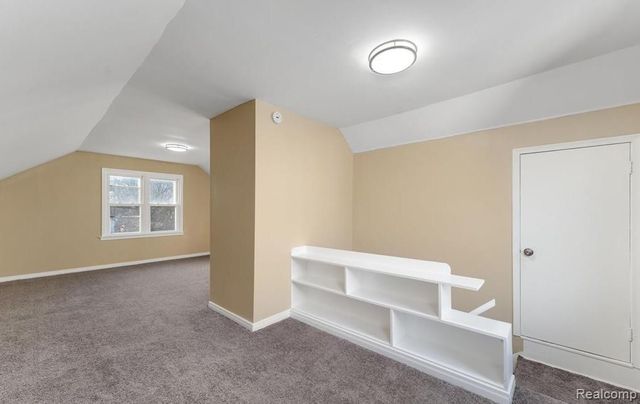 19711 Chapel Street, Detroit, MI 48219