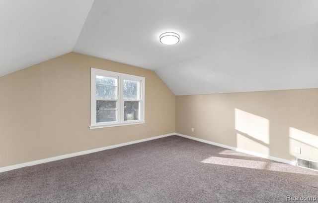 19711 Chapel Street, Detroit, MI 48219