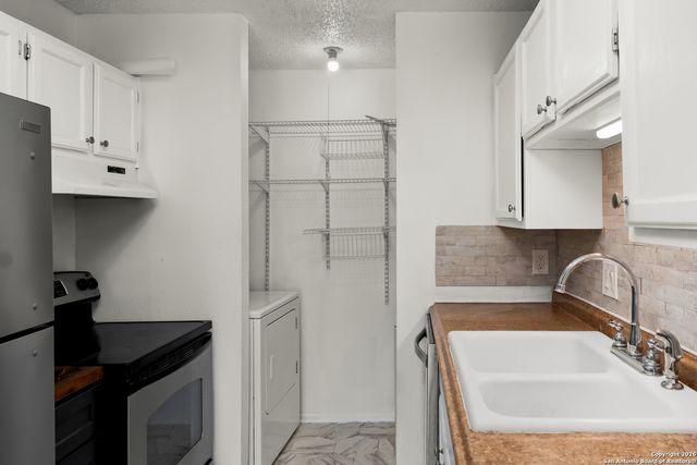 6248 Valley Queen, San Antonio, TX 78250