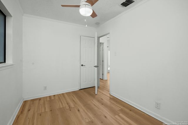 6248 Valley Queen, San Antonio, TX 78250