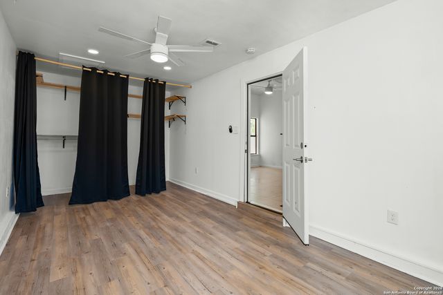 6248 Valley Queen, San Antonio, TX 78250