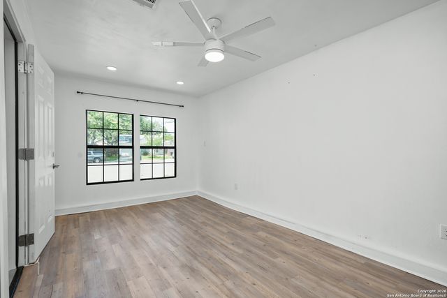 6248 Valley Queen, San Antonio, TX 78250