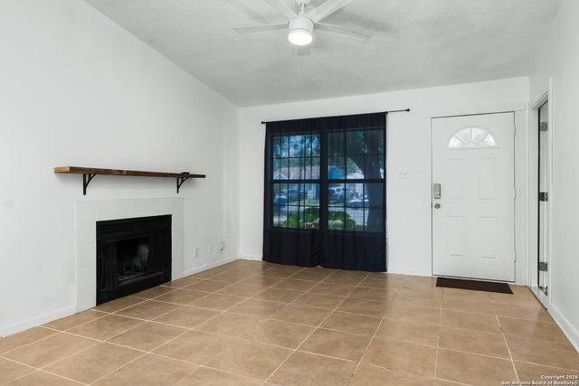 6248 Valley Queen, San Antonio, TX 78250