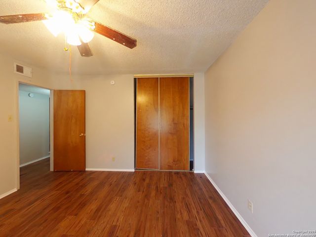 5423 Callaghan, San Antonio, TX 78228
