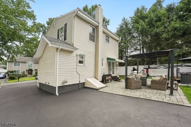 91 Redwood Ave, Wayne Twp., NJ 07470