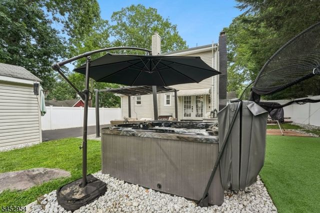 91 Redwood Ave, Wayne Twp., NJ 07470