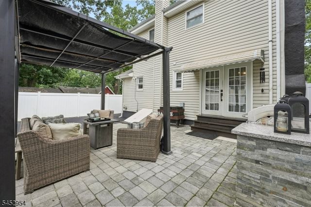 91 Redwood Ave, Wayne Twp., NJ 07470