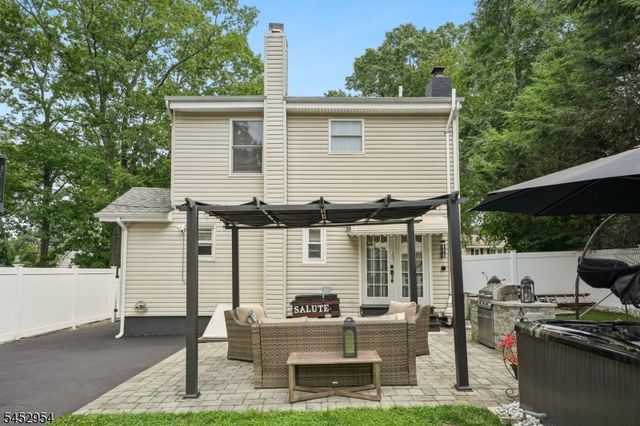 91 Redwood Ave, Wayne Twp., NJ 07470