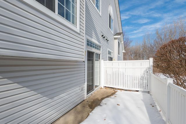 13529 Carmody Drive, Eden Prairie, MN 55344