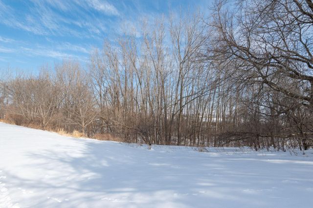 13529 Carmody Drive, Eden Prairie, MN 55344