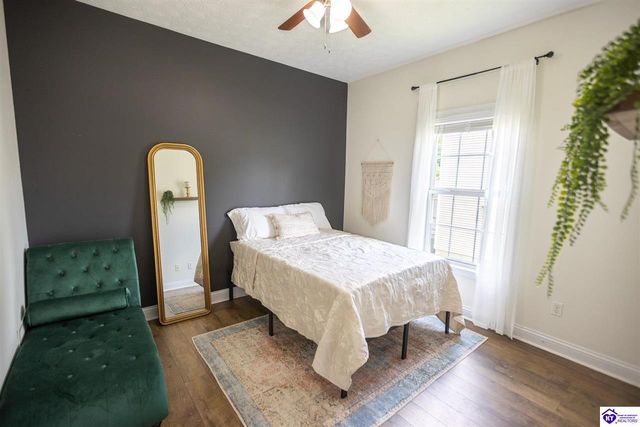 321 Vineland Place Drive, Vine Grove, KY 40175