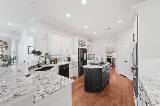 4214 Hidden Links Court, Kingwood, TX 77339