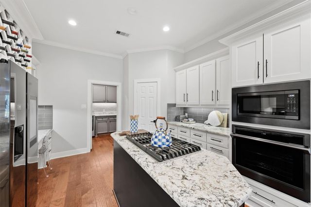 4214 Hidden Links Court, Kingwood, TX 77339