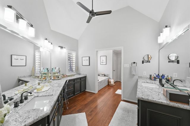 4214 Hidden Links Court, Kingwood, TX 77339