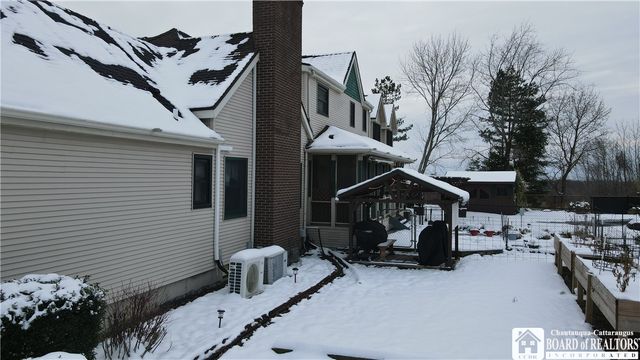 3628 Straight Road, Pomfret, NY 14063