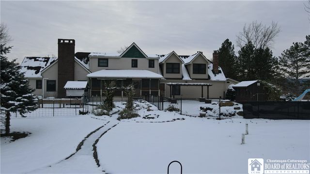 3628 Straight Road, Pomfret, NY 14063