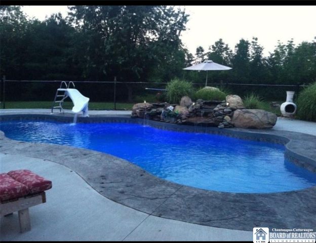 3628 Straight Road, Pomfret, NY 14063