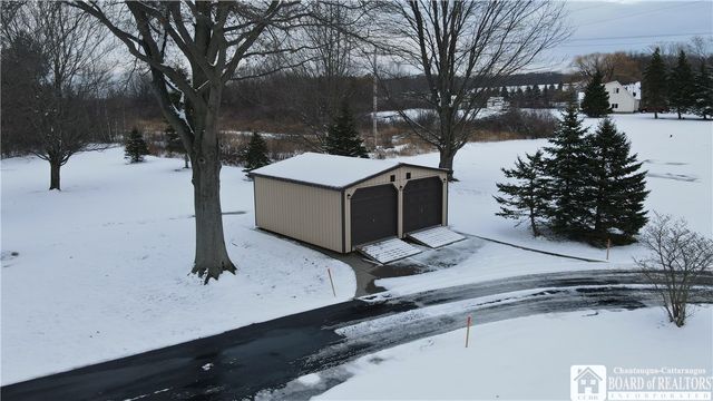 3628 Straight Road, Pomfret, NY 14063