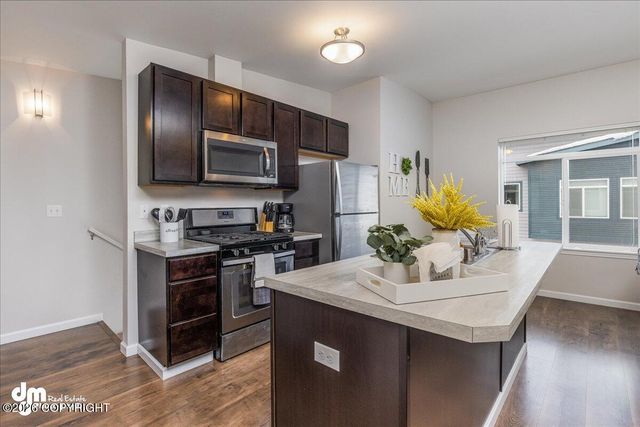 161 Willow View Circle, Anchorage, AK 99504