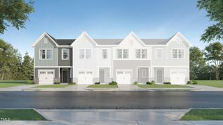 146 Paramount Drive, Smithfield, NC 27577