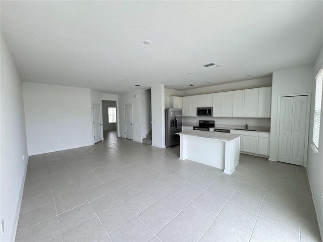 2959 SAVIOR AVENUE, Davenport, FL 33837