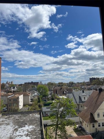 2287 Mott Avenue 6D, Far Rockaway, NY 11691