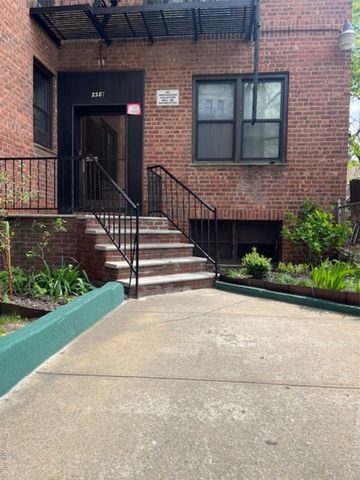 2287 Mott Avenue 6D, Far Rockaway, NY 11691