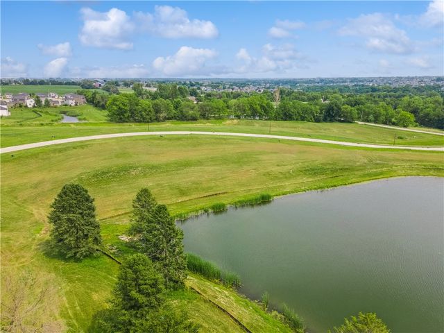 4615 173rd Street, Urbandale, IA 50323