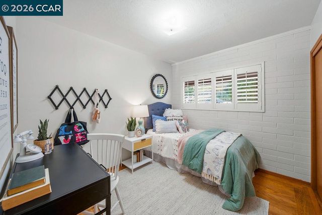 5852 Olinda Rd, El Sobrante, CA 94803