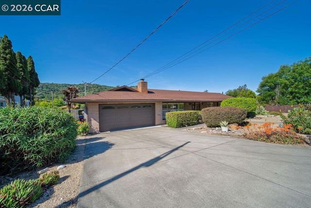 5852 Olinda Rd, El Sobrante, CA 94803