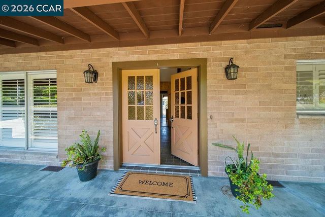 5852 Olinda Rd, El Sobrante, CA 94803