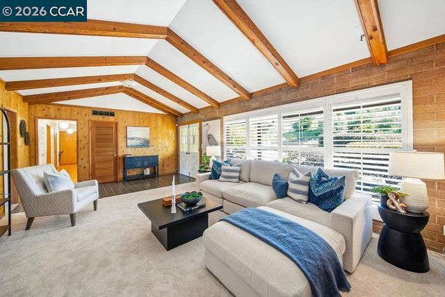 5852 Olinda Rd, El Sobrante, CA 94803