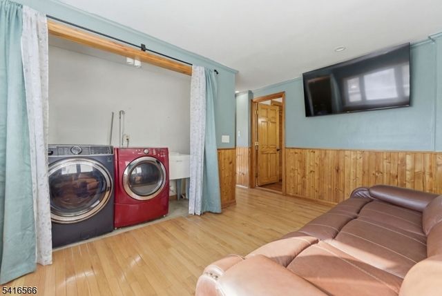 117 Dupont Ave, Hopatcong Boro, NJ 07843