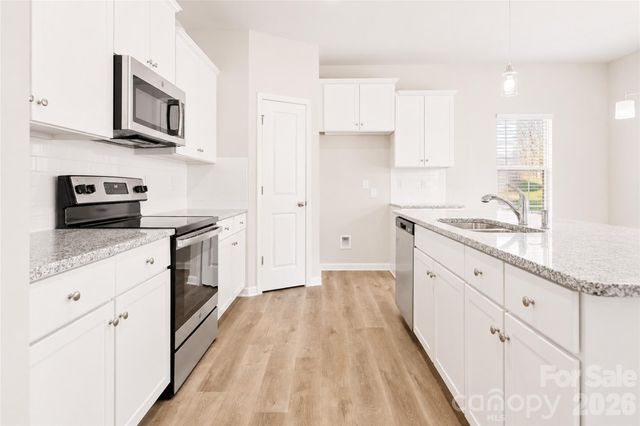 207 Roxanna Court, Shelby, NC 28152
