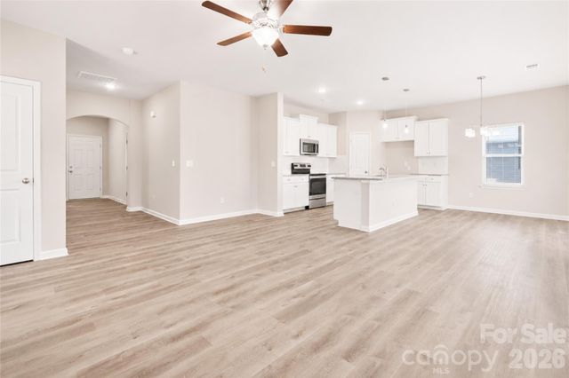 207 Roxanna Court, Shelby, NC 28152