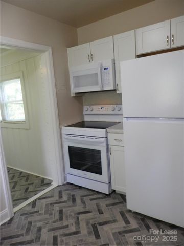 549 Bowman Road, Charlotte, NC 28217
