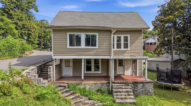 2 S Crest Road, Chattanooga, TN 37404