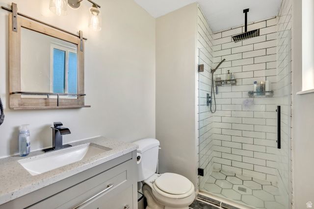 371 W 1125 N, Centerville, UT 84014