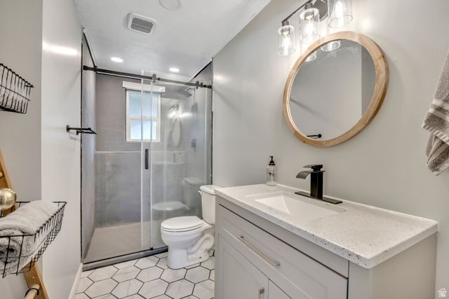 371 W 1125 N, Centerville, UT 84014