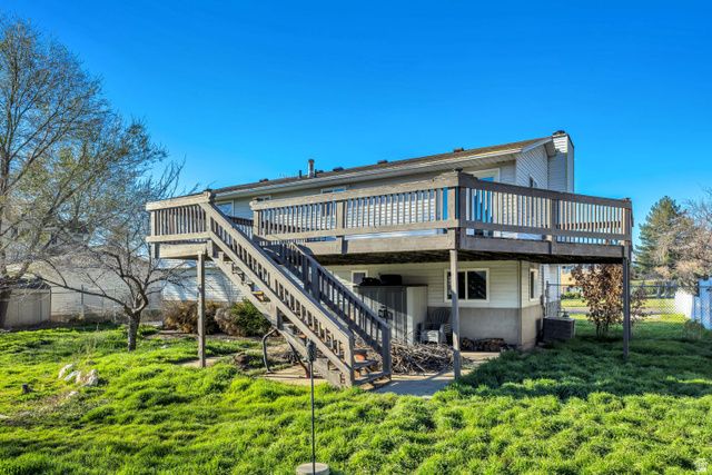 371 W 1125 N, Centerville, UT 84014