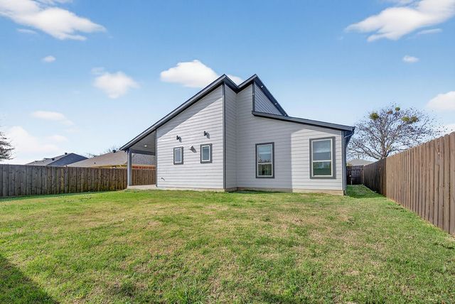 308 Windjammer Road, Gun Barrel City, TX 75156