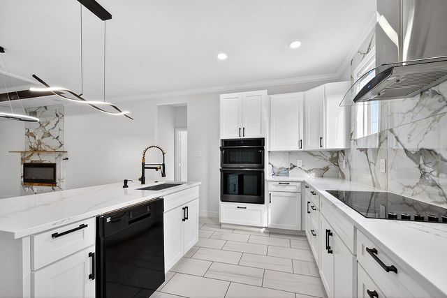 308 Windjammer Road, Gun Barrel City, TX 75156