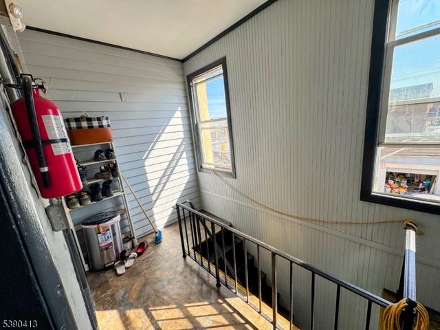 203 Oliver St, Newark City, NJ 07105
