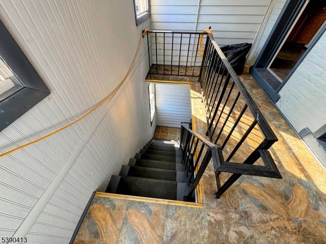 203 Oliver St, Newark City, NJ 07105