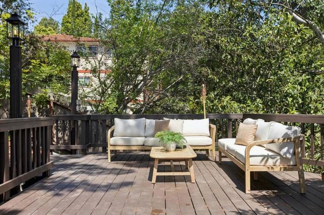 1085 Sunset Drive, San Carlos, CA 94070