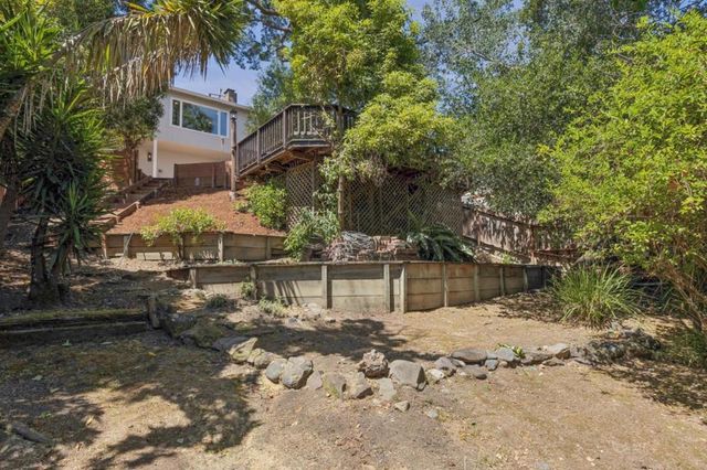 1085 Sunset Drive, San Carlos, CA 94070